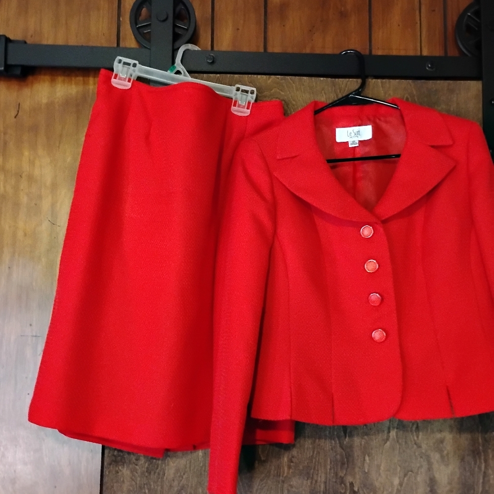 Le Suit woman's dress set size 8p